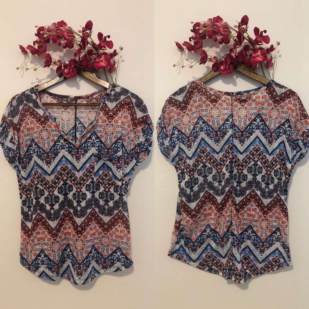 ❤️Dept 222 Pattern Top❤️
